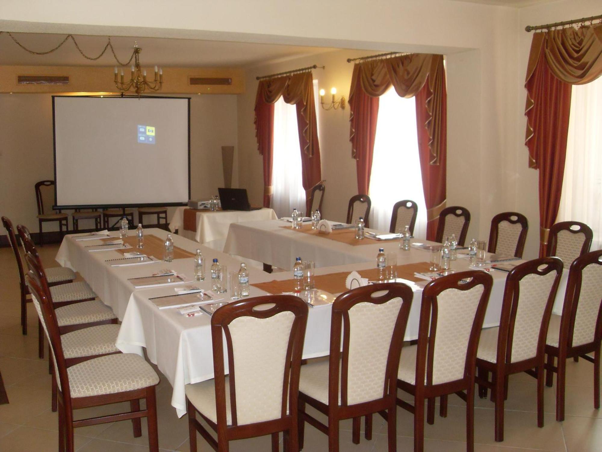 Rota Hotel Biała Podlaska Buitenkant foto